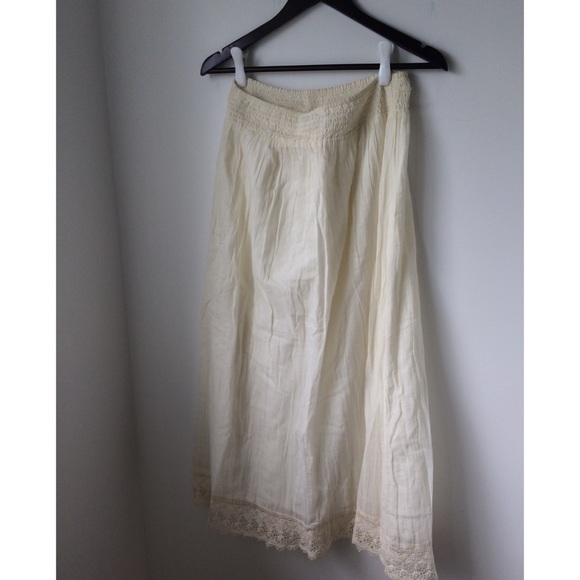 Boho ivory American Eagle Outfitter skirt - Picture 3 of 8